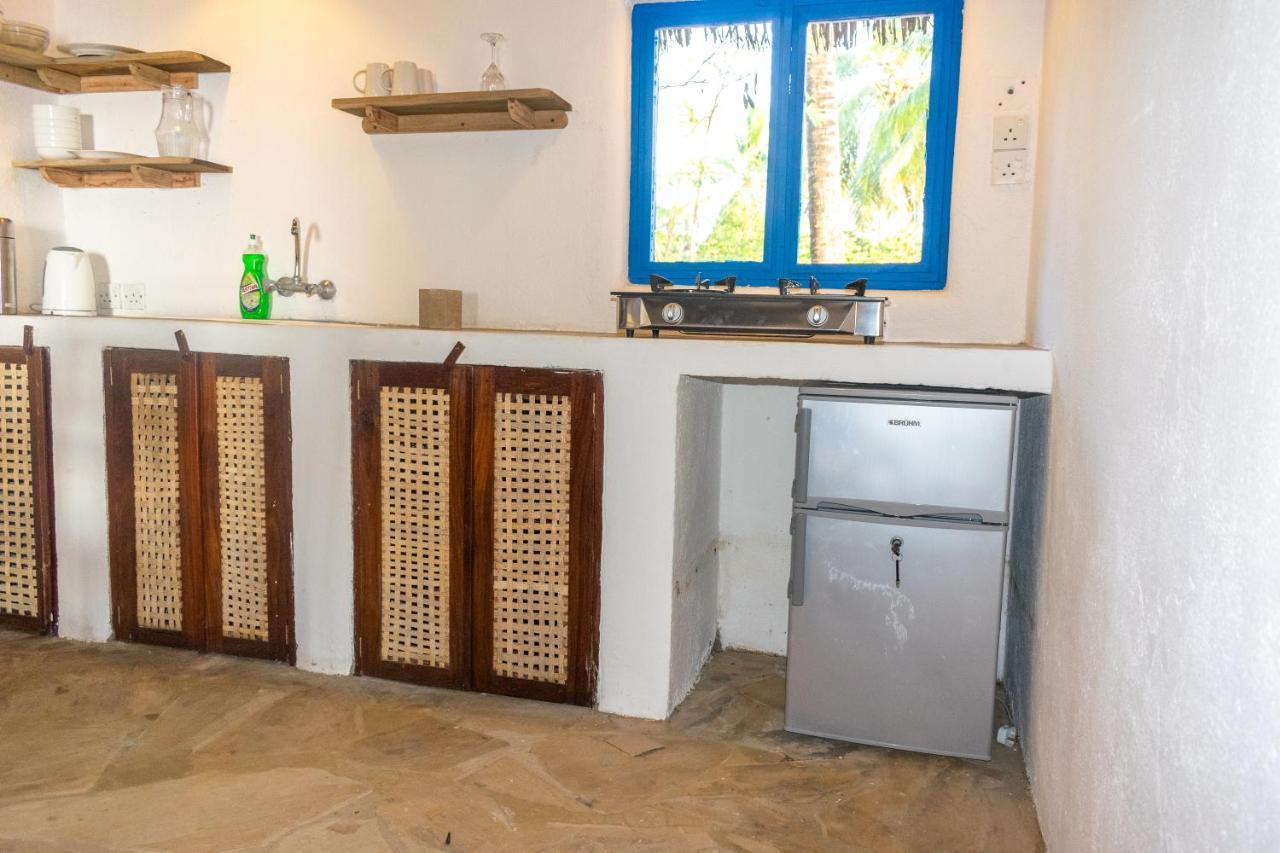Hibiscus Beach House Pangani Exterior foto
